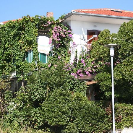 Apartments Petar - 6M From The Sea Barbat na Rabu Buitenkant foto