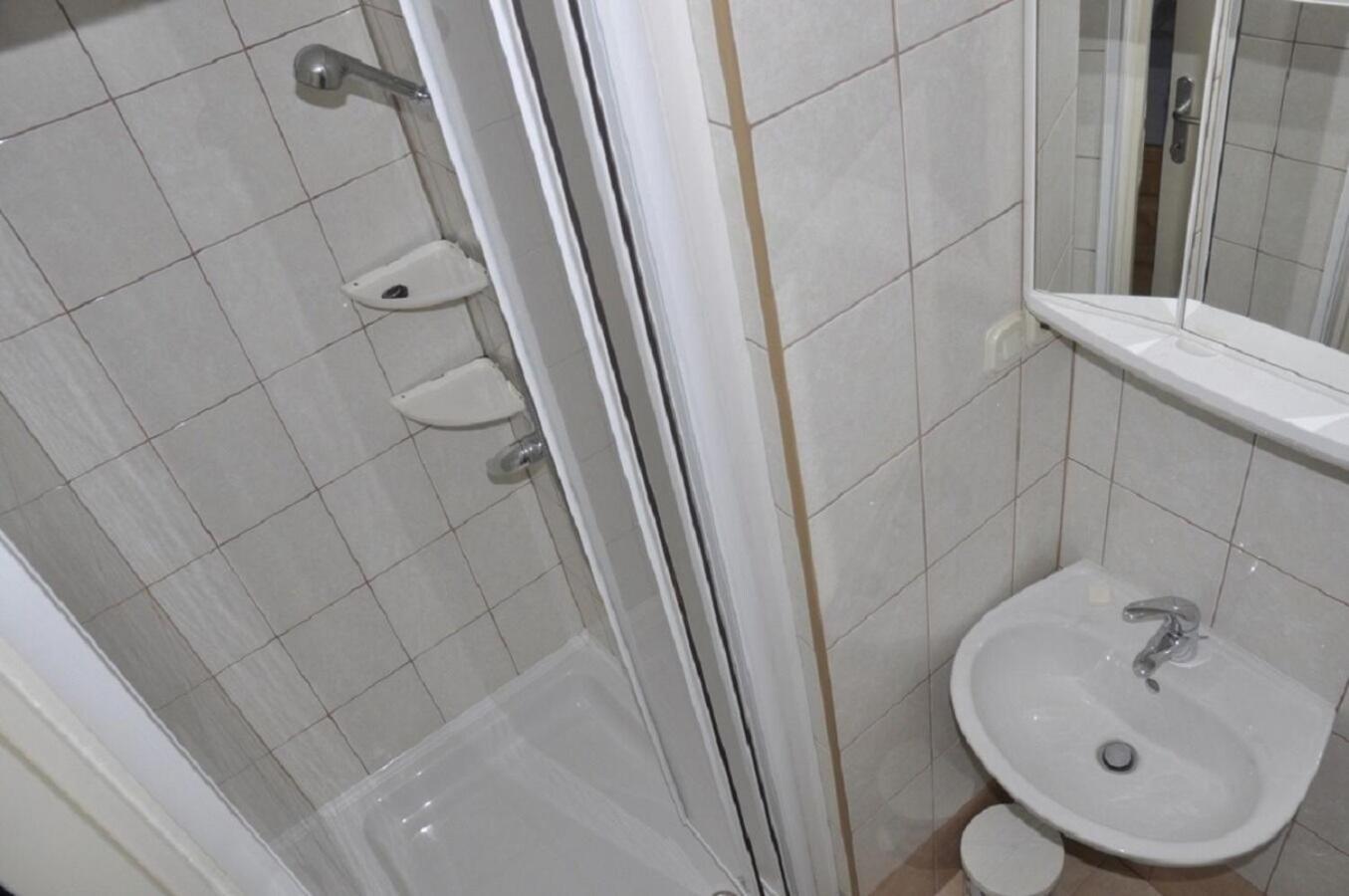 Apartments Petar - 6M From The Sea Barbat na Rabu Buitenkant foto